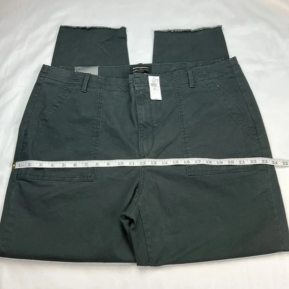Banana Republic NEW Women's 18 Tall Authentic Chino Girlfriend Fit Utility Pant - Picture 4 of 14